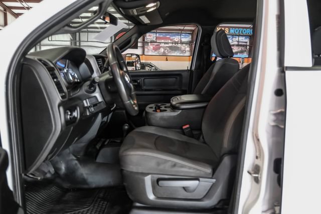 Used 2022 RAM 5500 Tradesman w/ Chrome Appearance Group AWD/4WD image 6