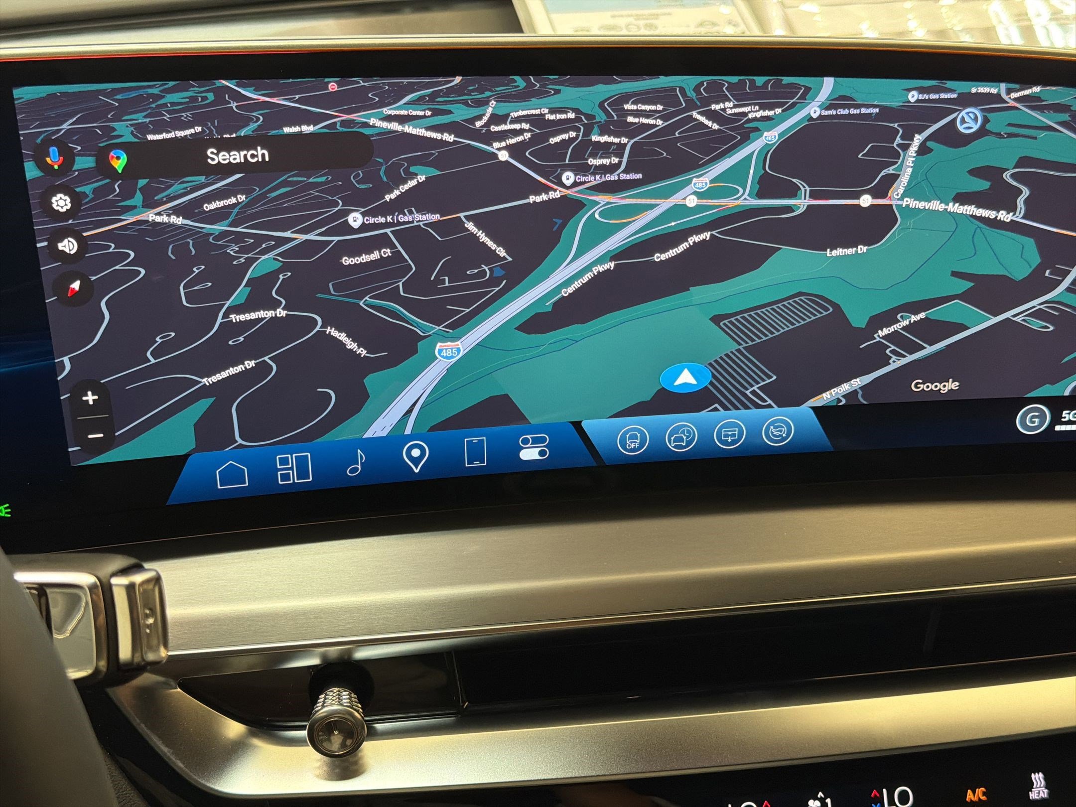 New 2026 Cadillac Lyriq Sport AWD/4WD image 21