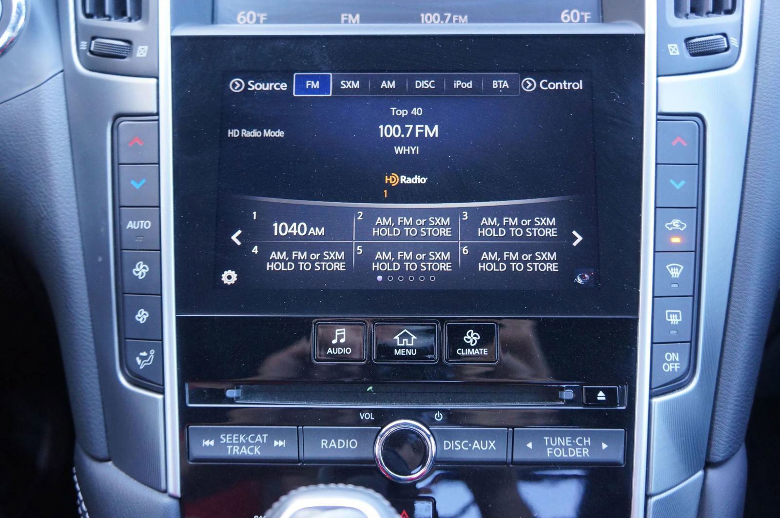 Used 2018 INFINITI Q60 2.0t w/ Cargo Package RWD image 31