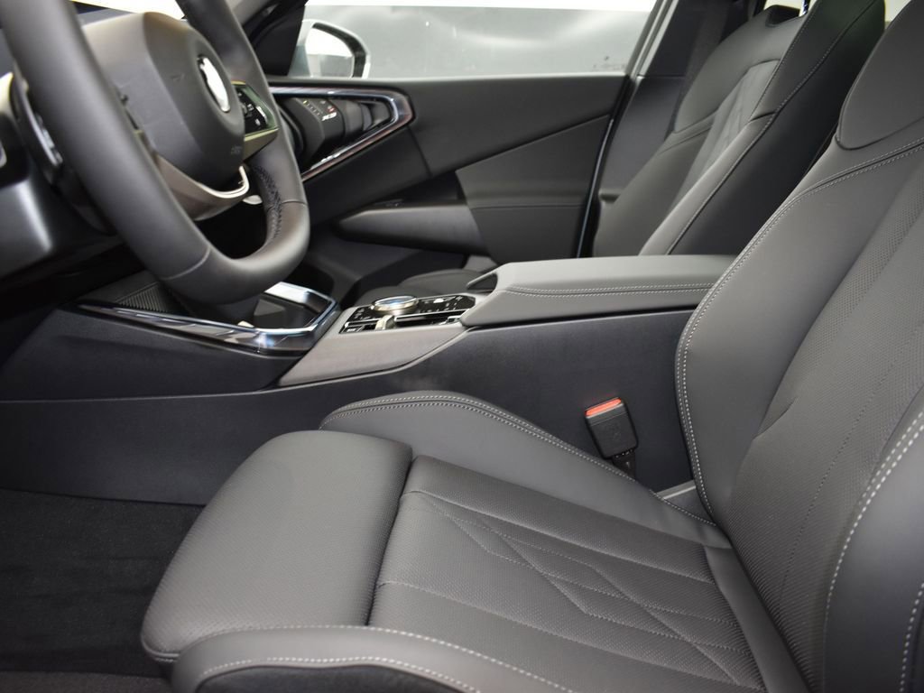 Certified 2025 BMW X3 xDrive30i w/ Premium Package image 13
