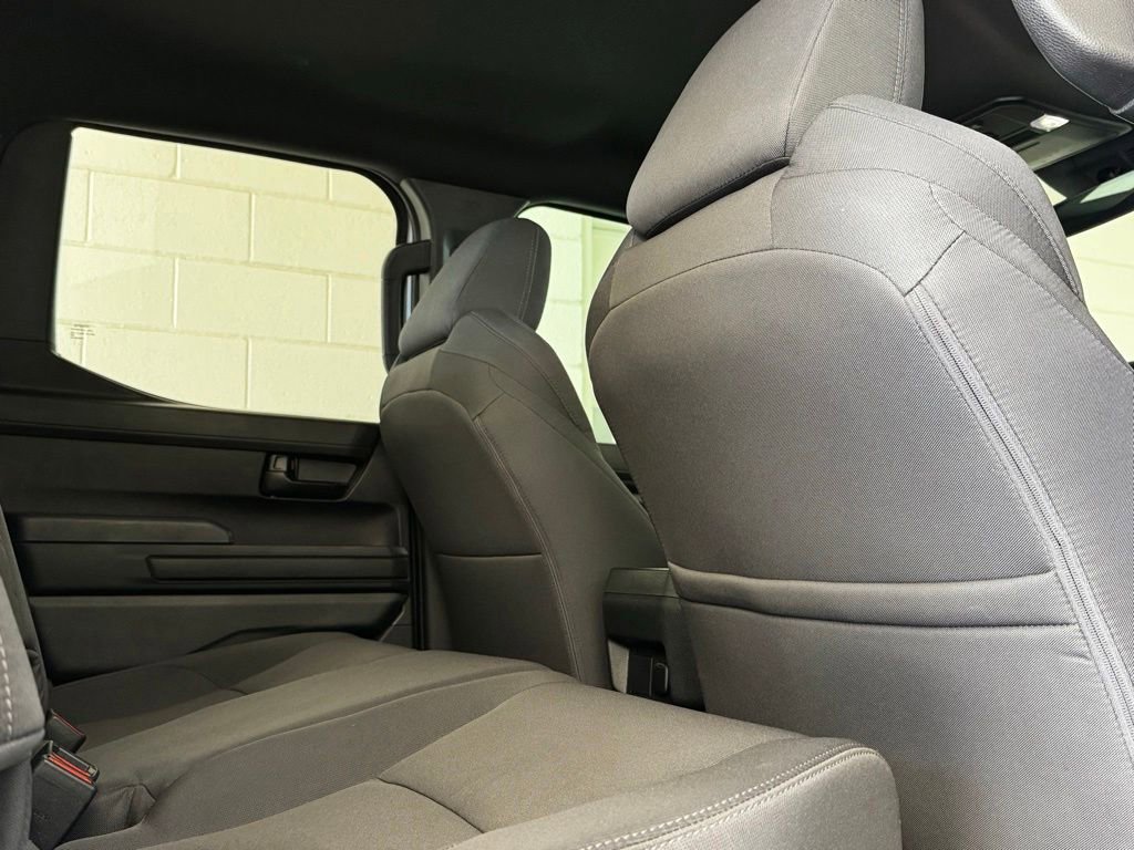 Used 2024 Toyota Tacoma SR5 AWD/4WD image 7