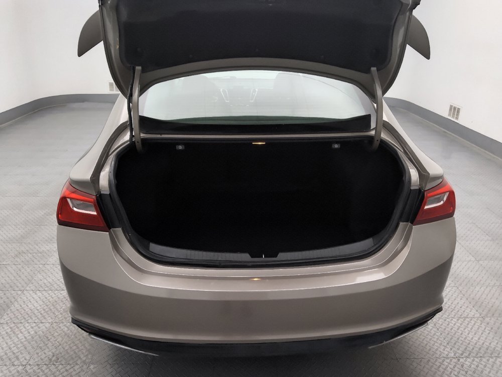 Used 2022 Chevrolet Malibu RS w/ LPO, Floor Liner Package FWD image 29