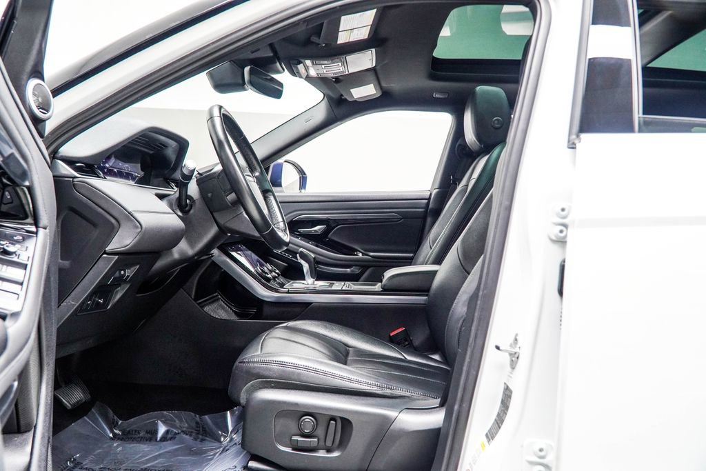 Used 2020 Land Rover Range Rover Evoque SE image 38