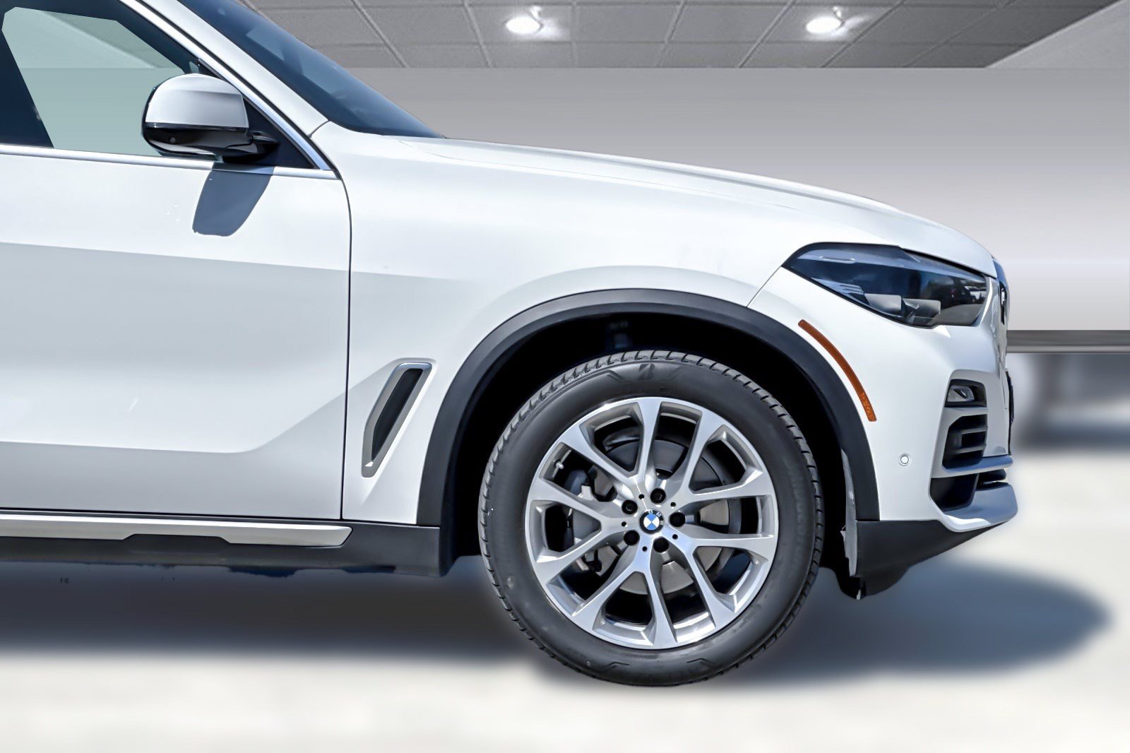Used 2021 BMW X5 xDrive40i w/ Premium Package 3 AWD/4WD image 36