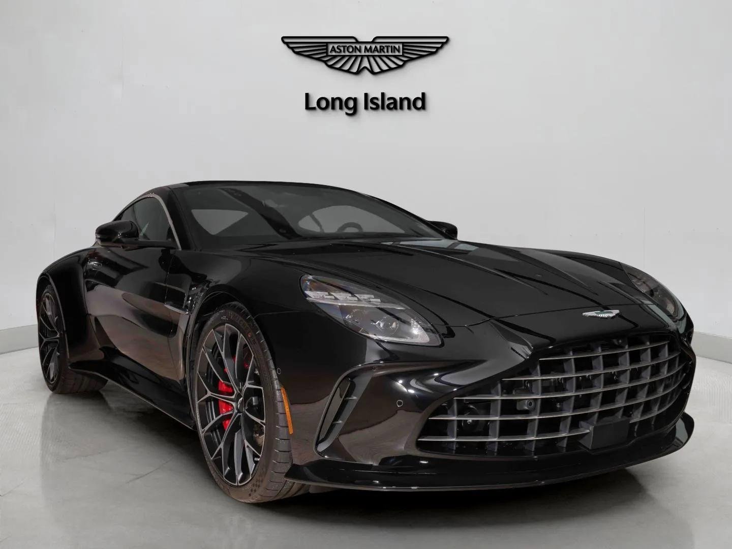 New 2025 Aston Martin V8 Vantage Coupe image 14