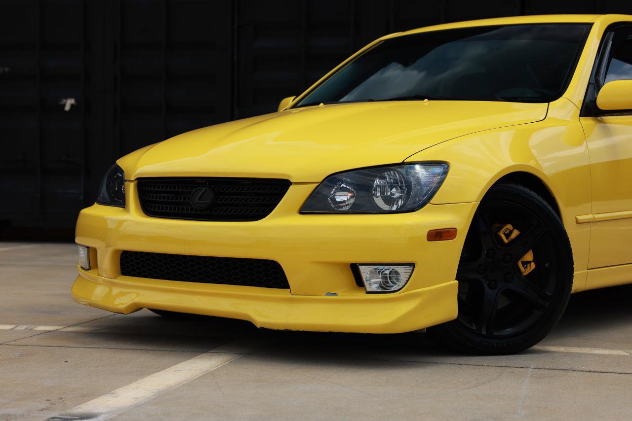 Used 2003 Lexus IS 300 w/ Power & Leather Pkg RWD image 37