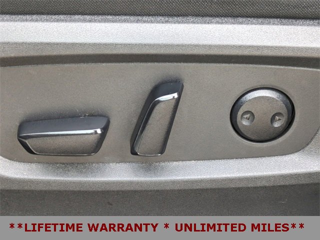 Used 2022 Nissan Pathfinder SV image 22