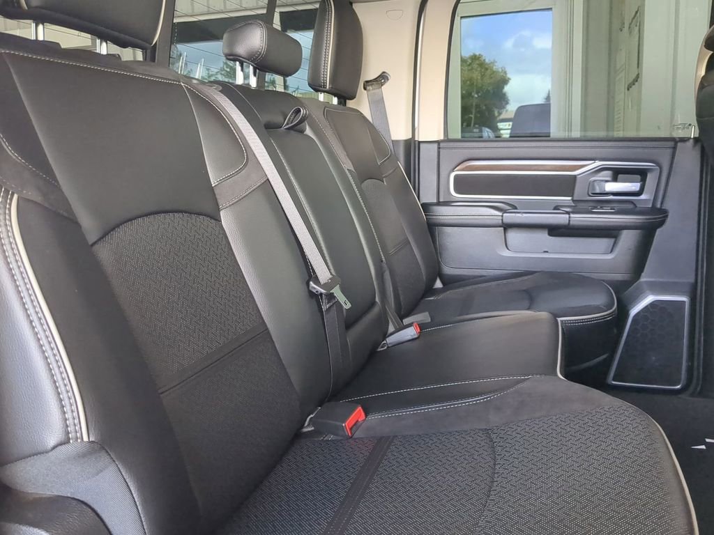 Used 2024 RAM 2500 Laramie AWD/4WD image 7