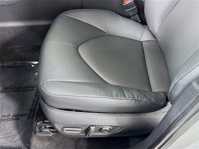 Certified 2025 Toyota Grand Highlander AWD image 18