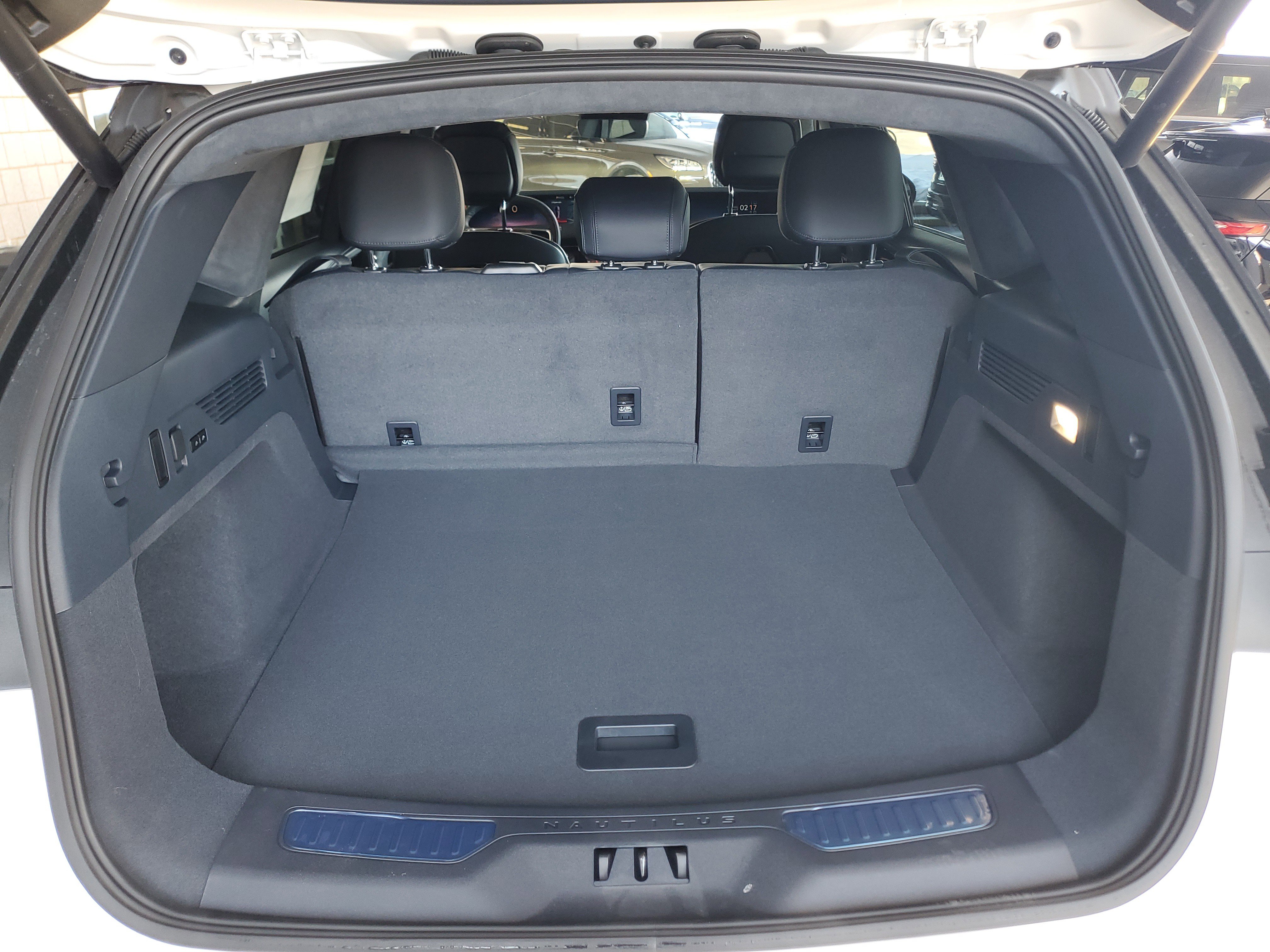 New 2026 Lincoln Nautilus Black Label AWD/4WD image 32