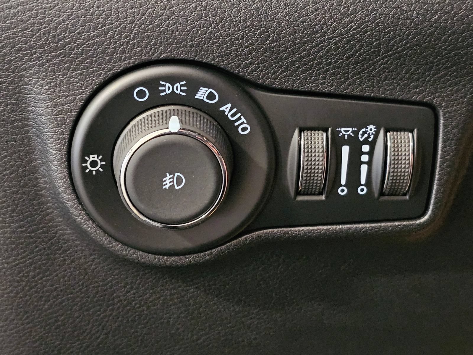 New 2026 Jeep Compass Trailhawk AWD/4WD image 18