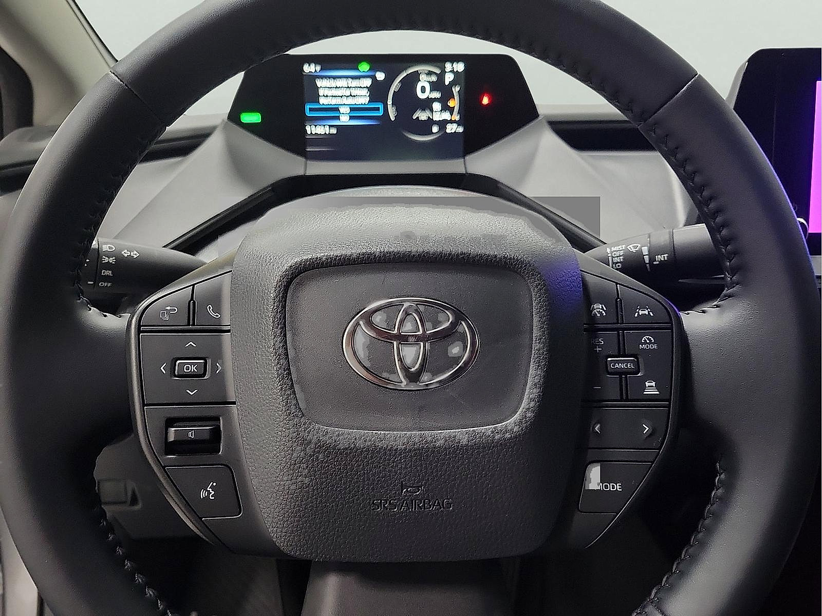 Certified 2025 Toyota Prius LE FWD image 20