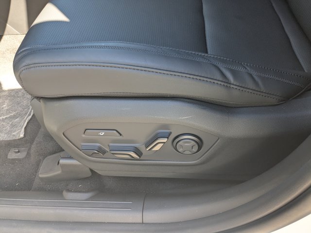 New 2026 Hyundai Santa Fe Calligraphy FWD image 22