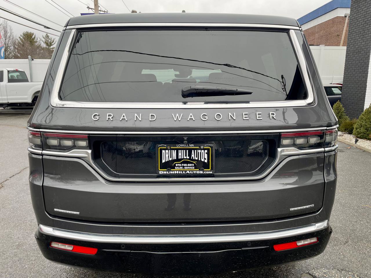 Used 2022 Jeep Grand Wagoneer Series I AWD/4WD image 4