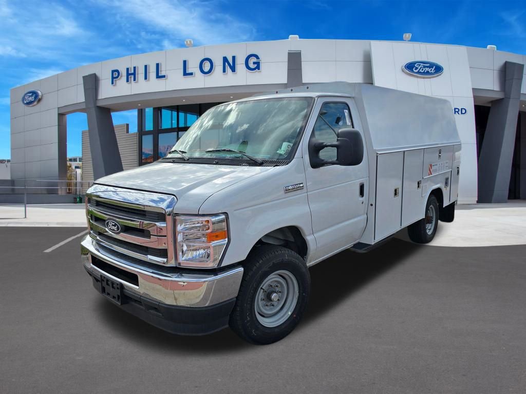 New 2026 Ford E-350 and Econoline 350 Super Duty w/ Power Equipment Group RWD image 8