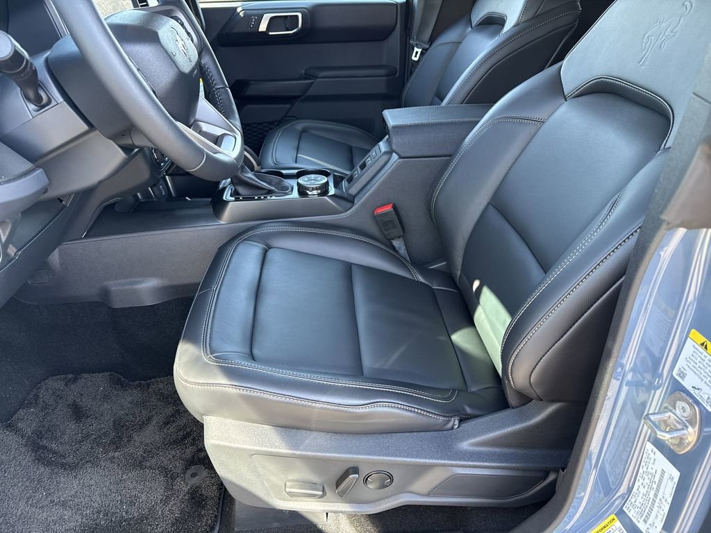 New 2025 Ford Bronco Badlands image 12