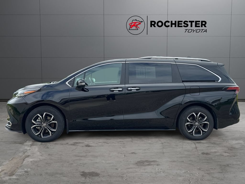 Certified 2026 Toyota Sienna Platinum AWD/4WD image 2