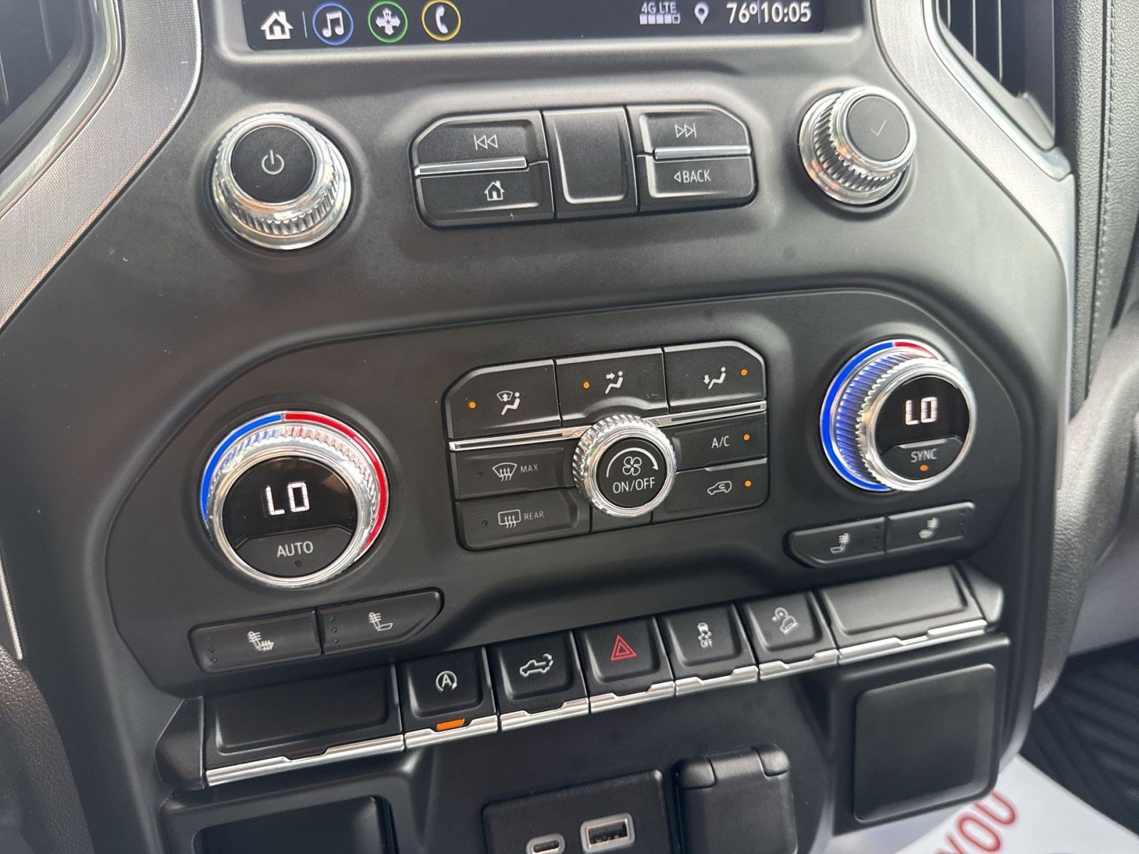 Used 2020 GMC Sierra 1500 SLE w/ SLE Value Package AWD/4WD image 18
