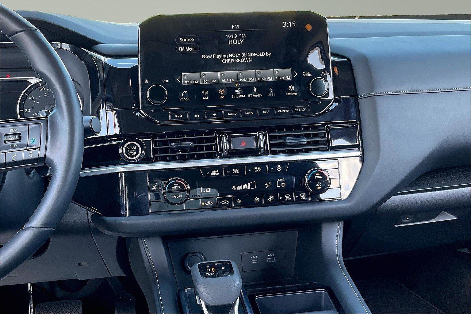 Certified 2024 Nissan Pathfinder SL w/ SL Premium Package image 7