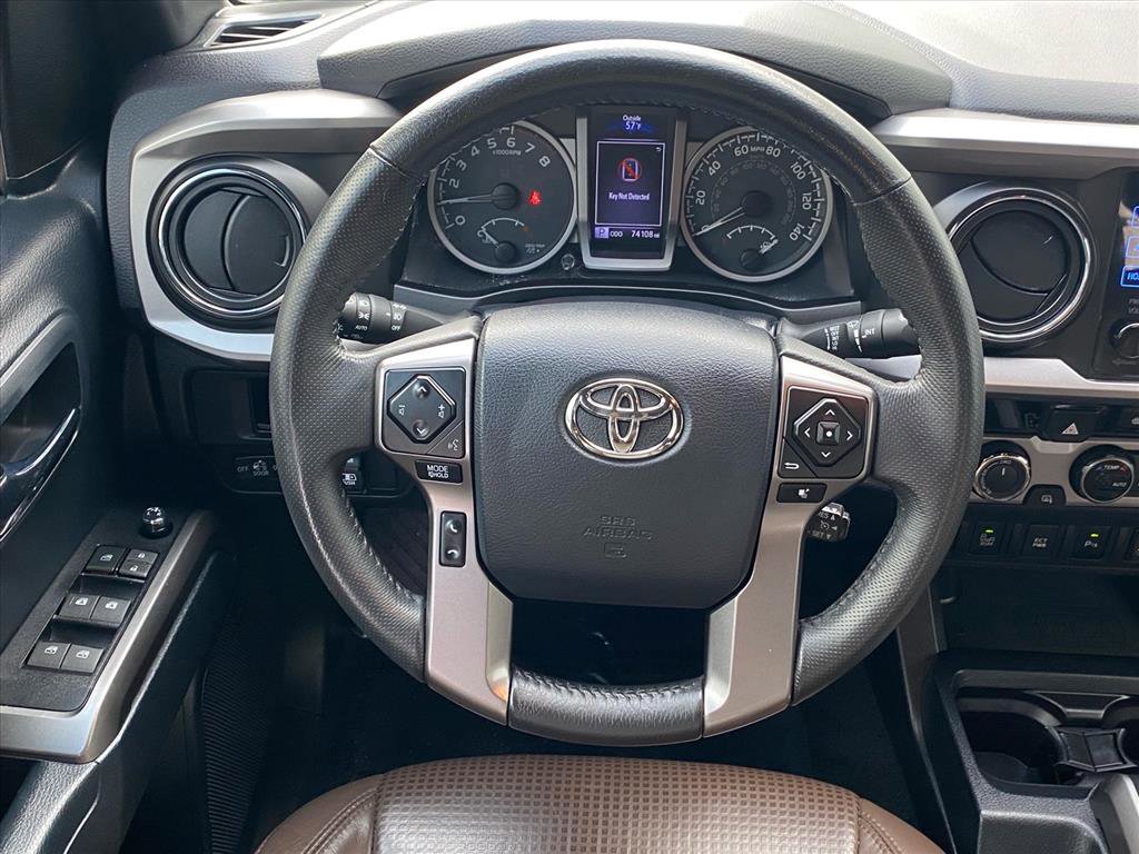 Used 2017 Toyota Tacoma Limited image 9