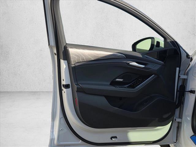 New 2025 Audi A6 e-tron Premium Plus image 12