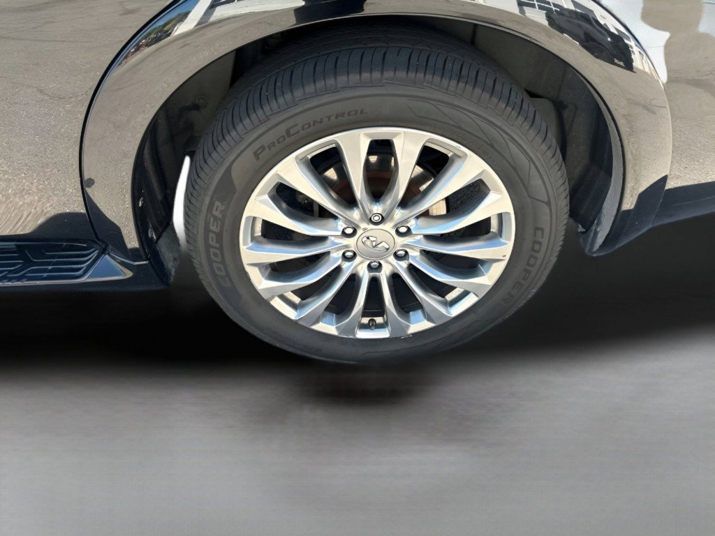 Used 2015 INFINITI QX80 4WD w/ 22" Wheel Package image 6