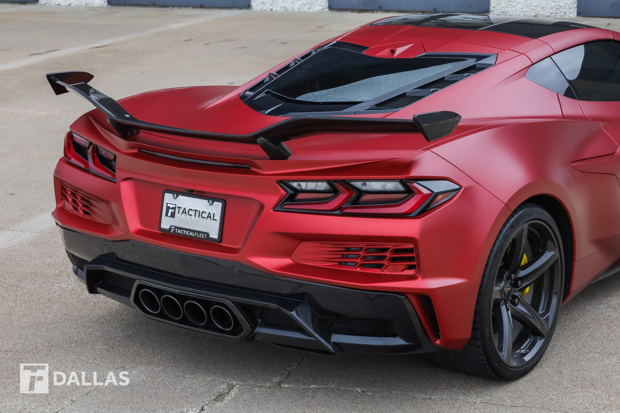 Used 2025 Chevrolet Corvette Z06 RWD image 16