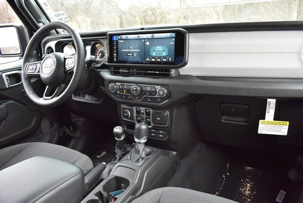 New 2026 Jeep Gladiator Sport AWD/4WD image 27