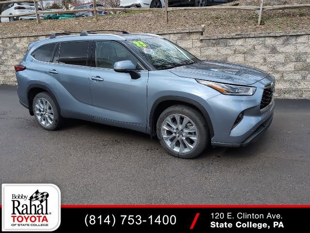 Used 2023 Toyota Highlander Limited AWD/4WD video 1