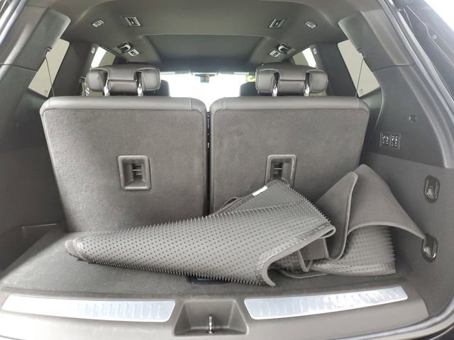 Used 2023 Cadillac XT6 Premium Luxury w/ Technology Package image 8