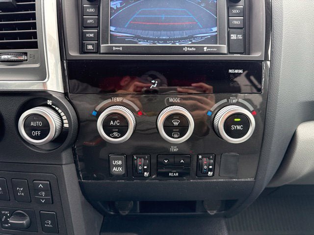 Used 2019 Toyota Sequoia Platinum AWD/4WD image 44