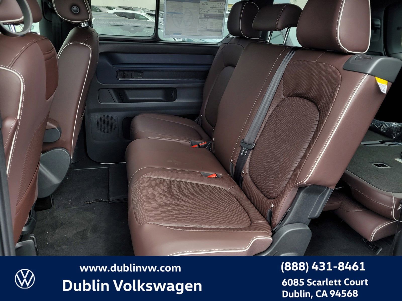 New 2025 Volkswagen ID. Buzz Pro S RWD image 11