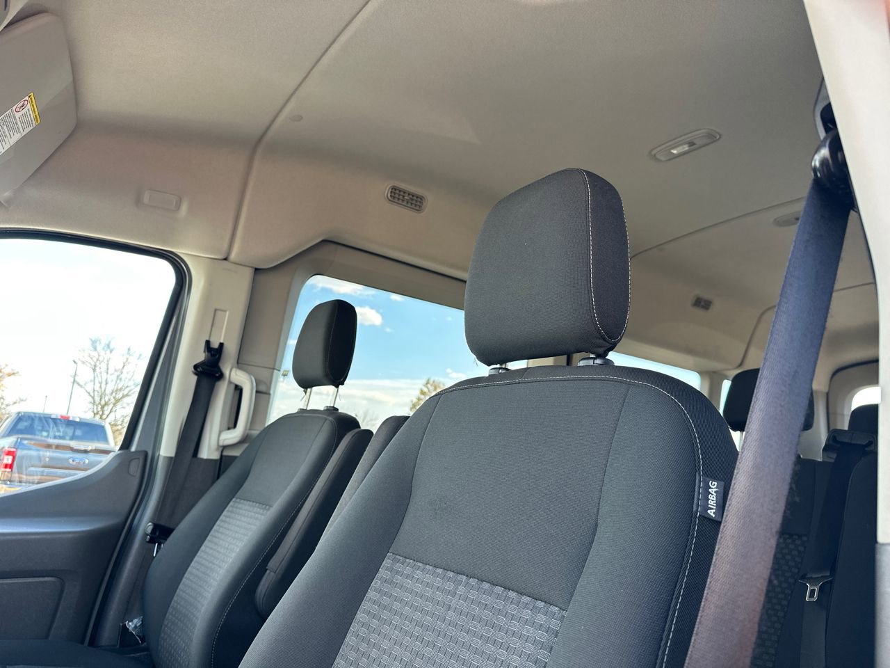 Used 2022 Ford Transit 350 XLT image 20