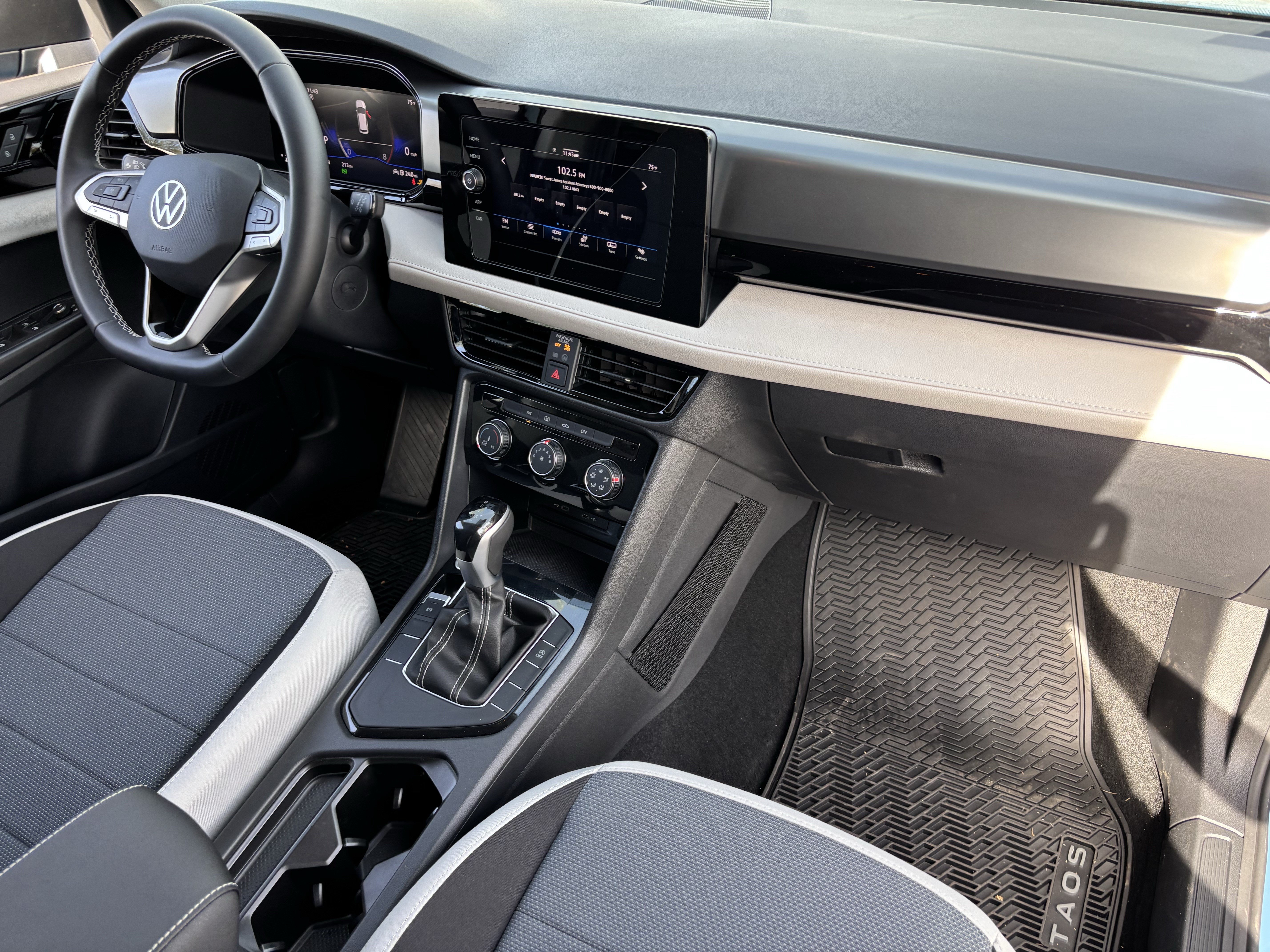 New 2026 Volkswagen Taos S FWD image 9