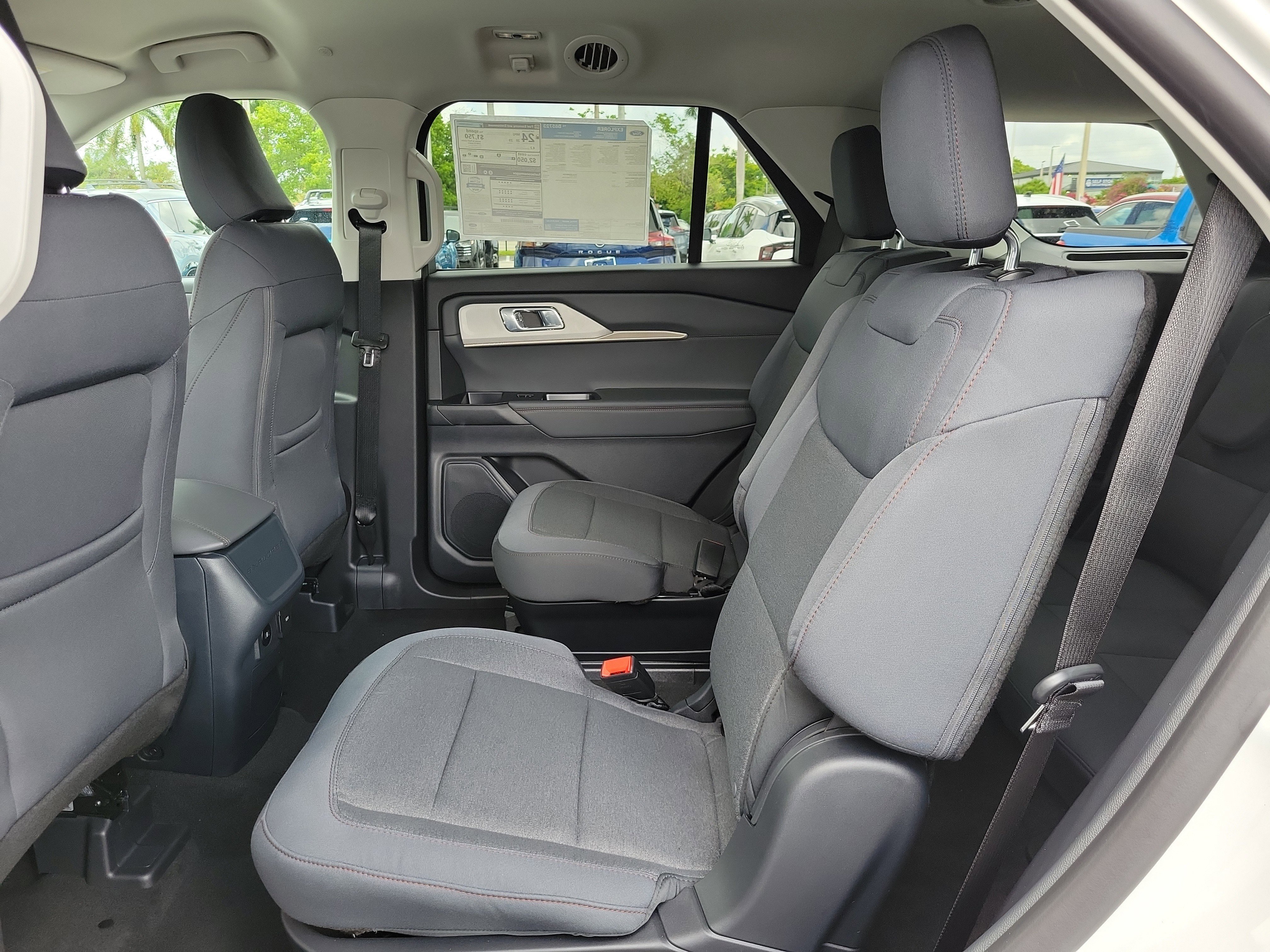 New 2026 Ford Explorer Active RWD image 11