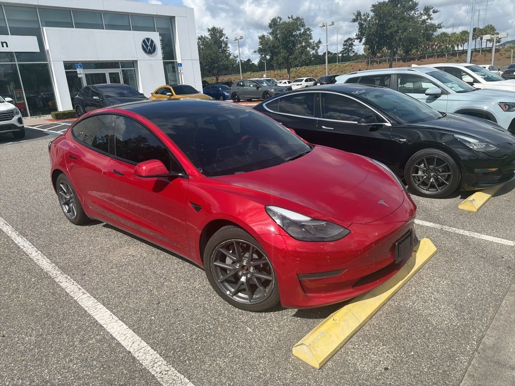 Used 2022 Tesla Model 3 Long Range AWD/4WD image 7