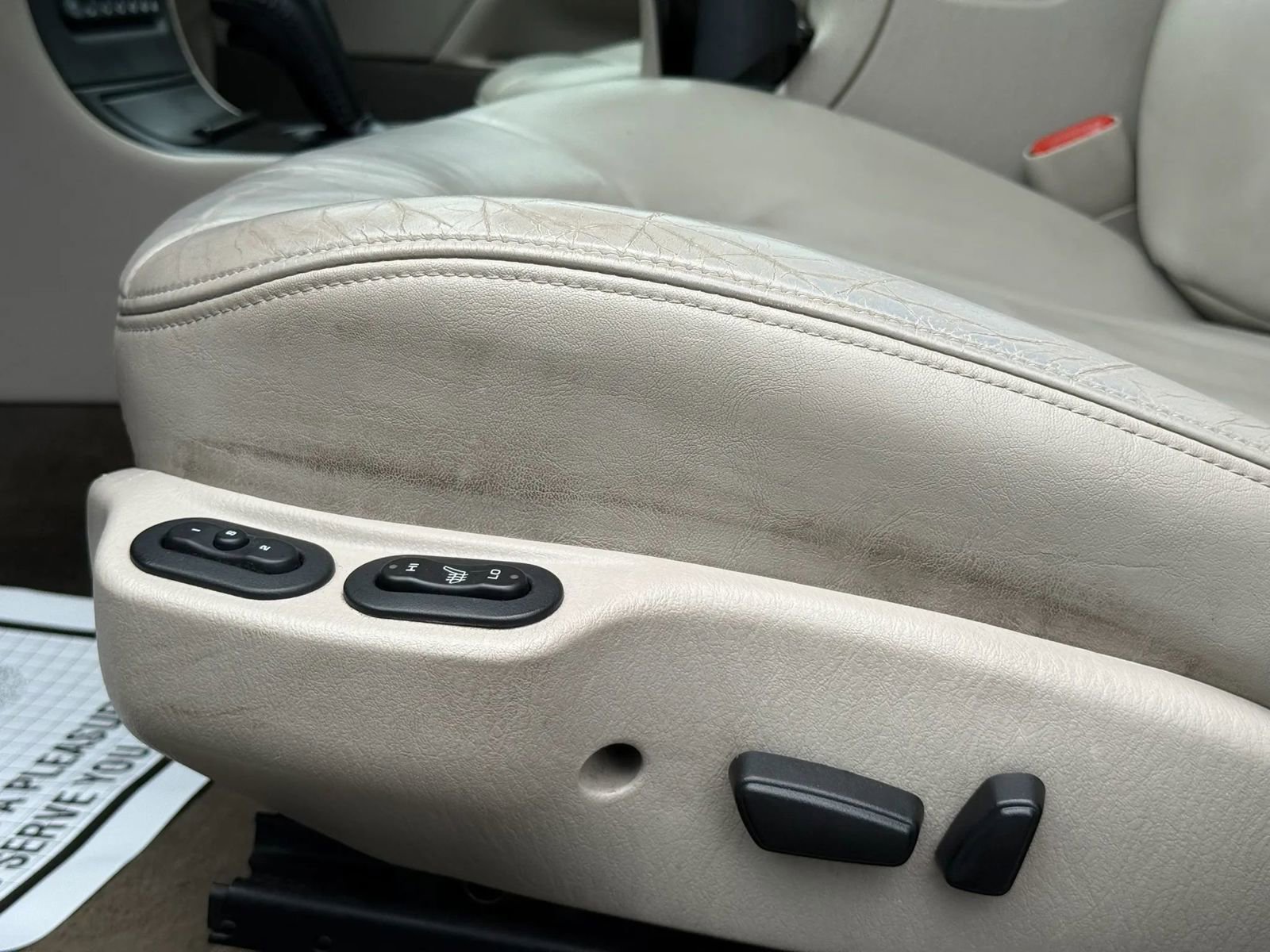 Used 2004 Chrysler 300M FWD image 18