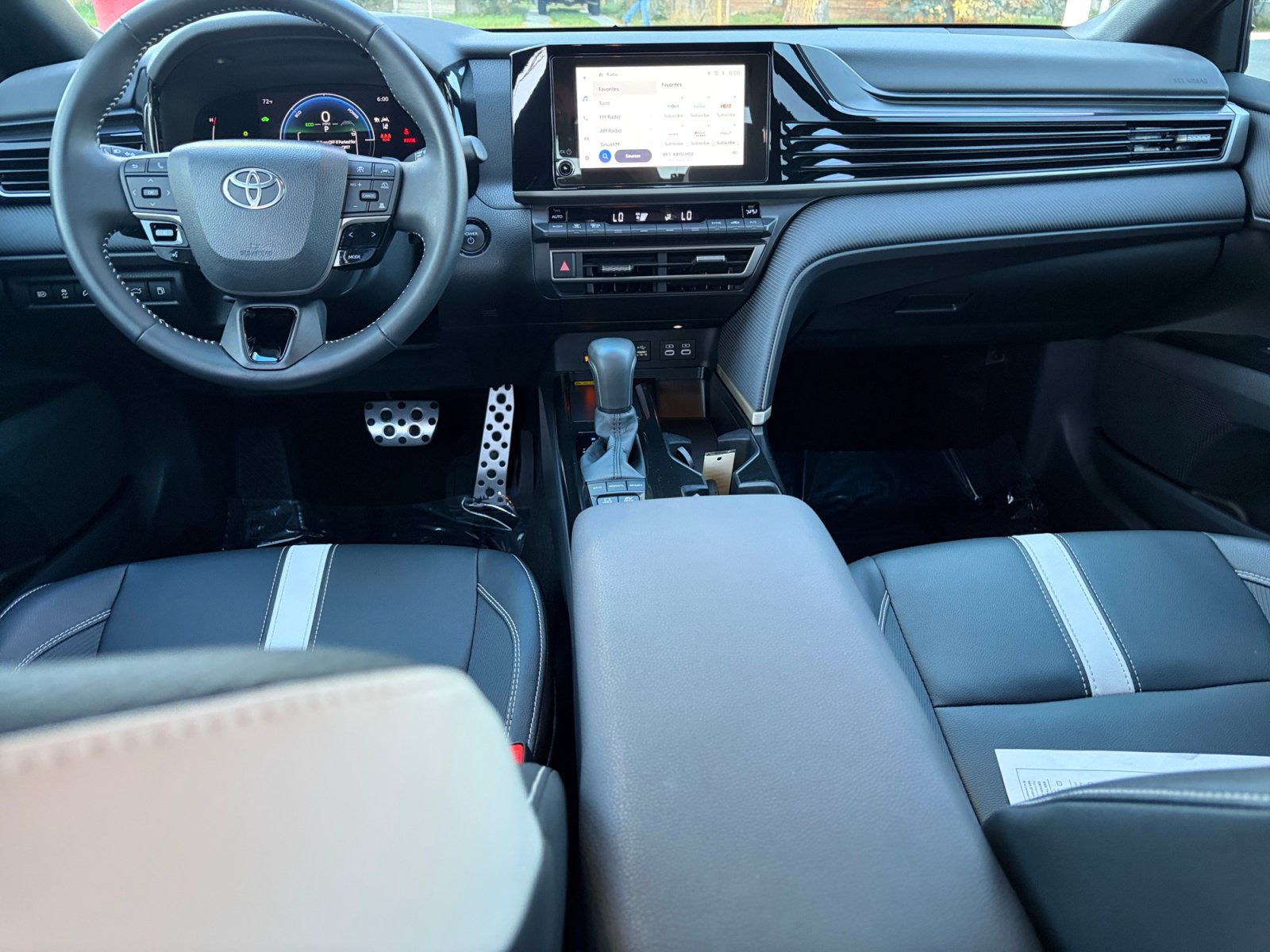 Used 2026 Toyota Camry SE w/ Convenience Package FWD image 25