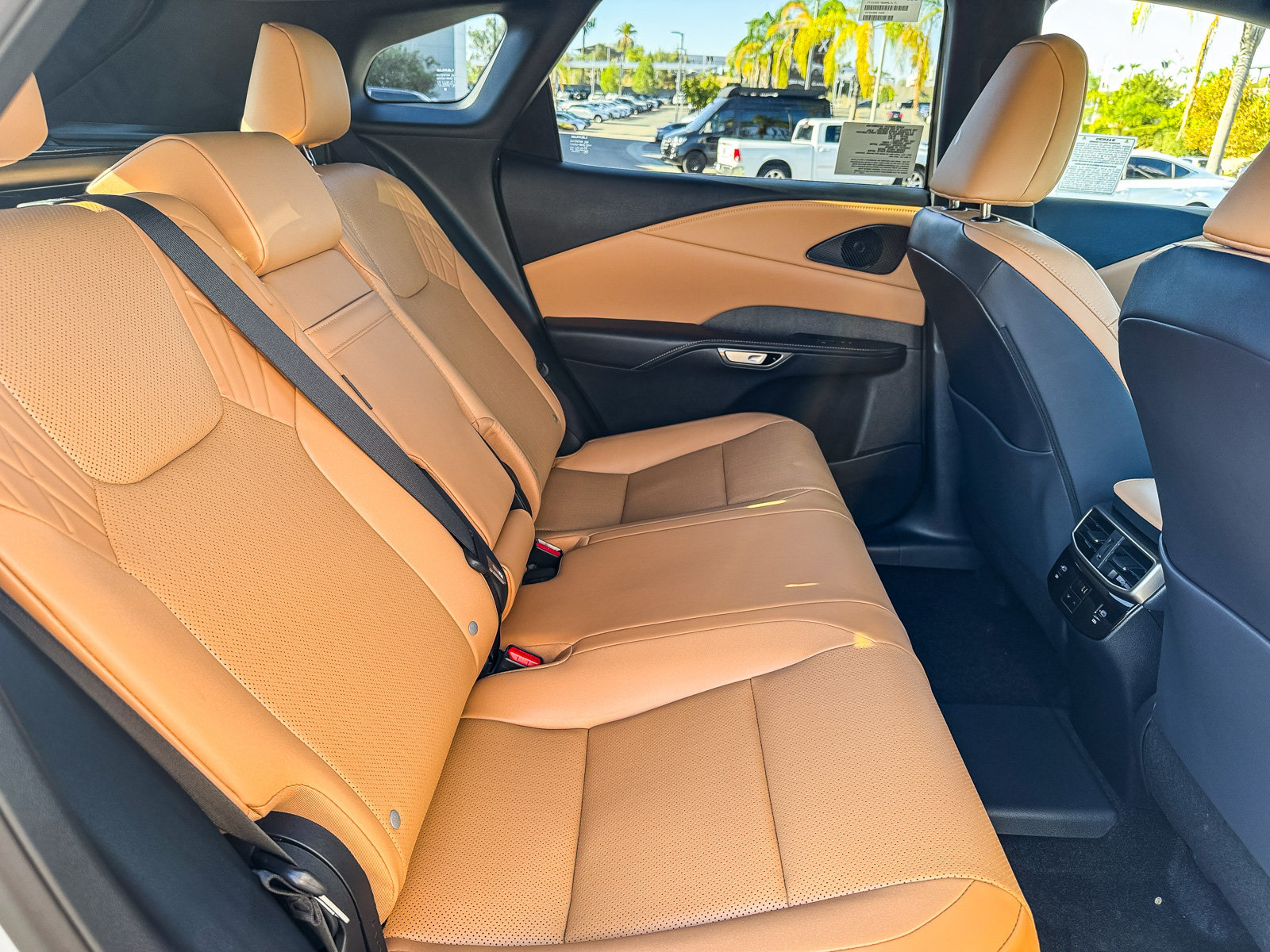 New 2026 Lexus RX 450h AWD w/ Convenience Package image 24