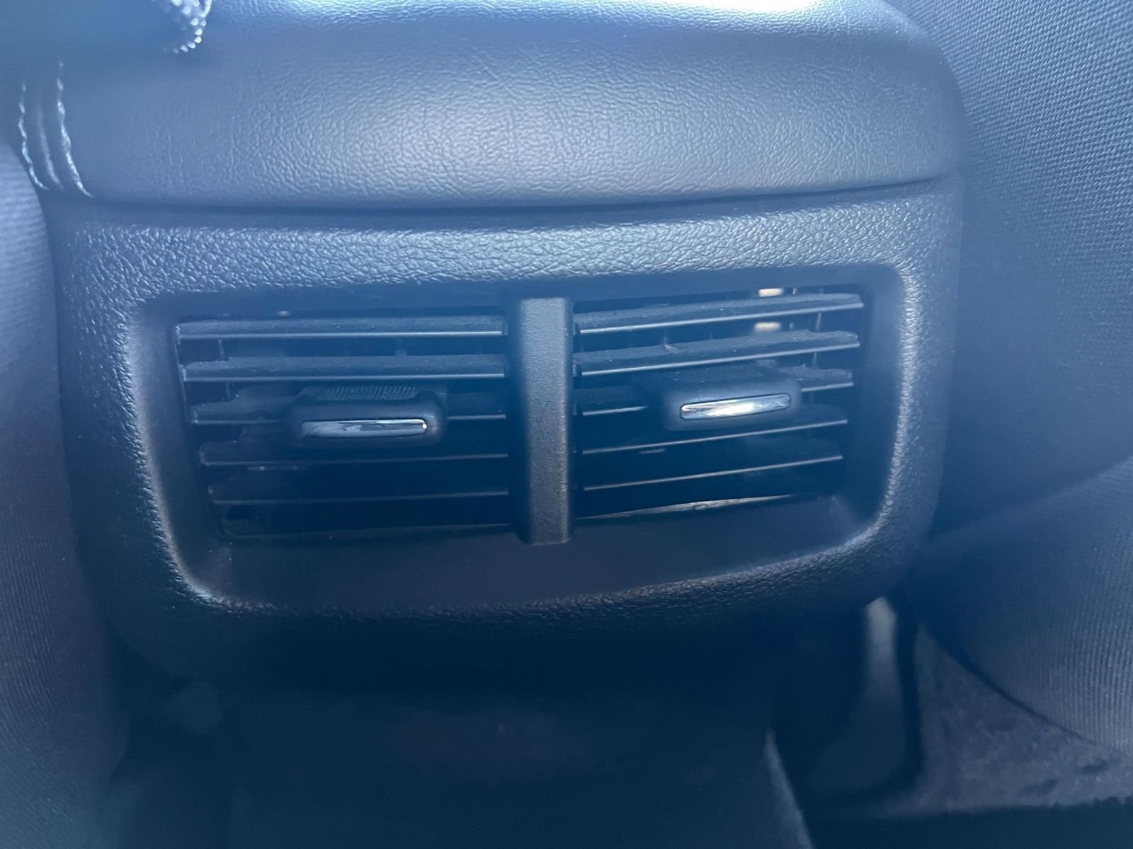 Used 2023 Dodge Challenger SXT image 23