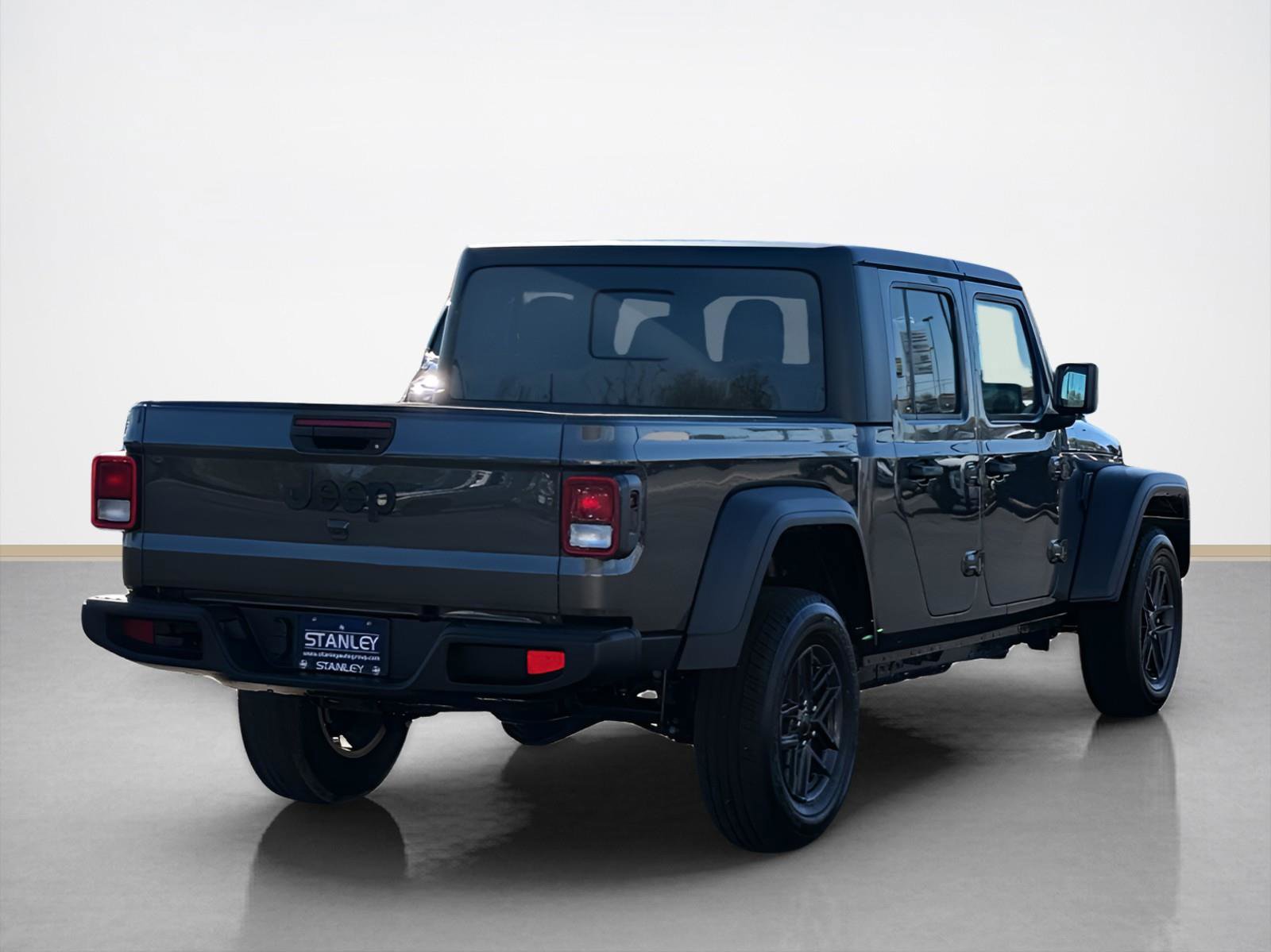 New 2026 Jeep Gladiator Sport image 7