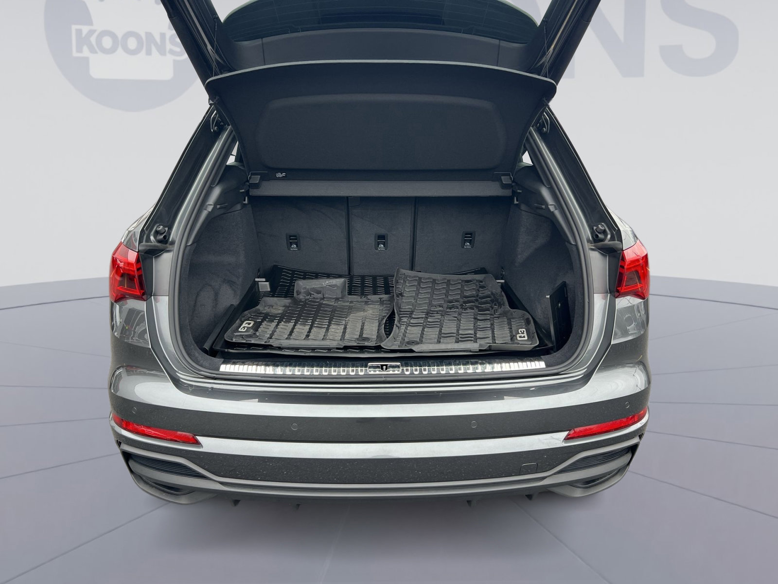 Used 2025 Audi Q3 2.0T Premium Plus w/ Premium Plus Package image 25