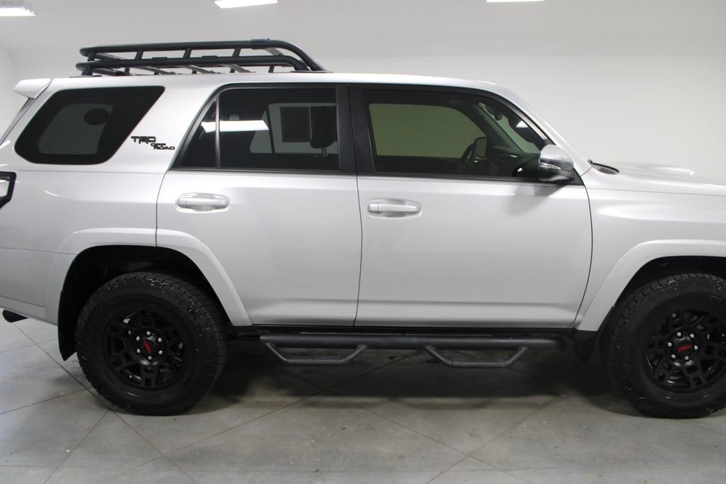 Used 2023 Toyota 4Runner TRD Off-Road Premium AWD/4WD image 10