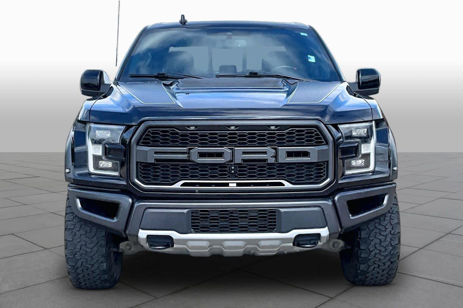 Used 2020 Ford F150 Raptor w/ Equipment Group 802A Luxury AWD/4WD image 4