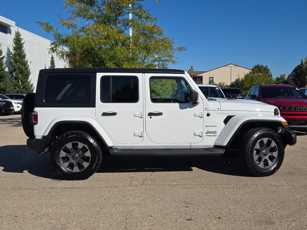Used 2018 Jeep Wrangler Unlimited Sahara w/ Cold Weather Group image 5