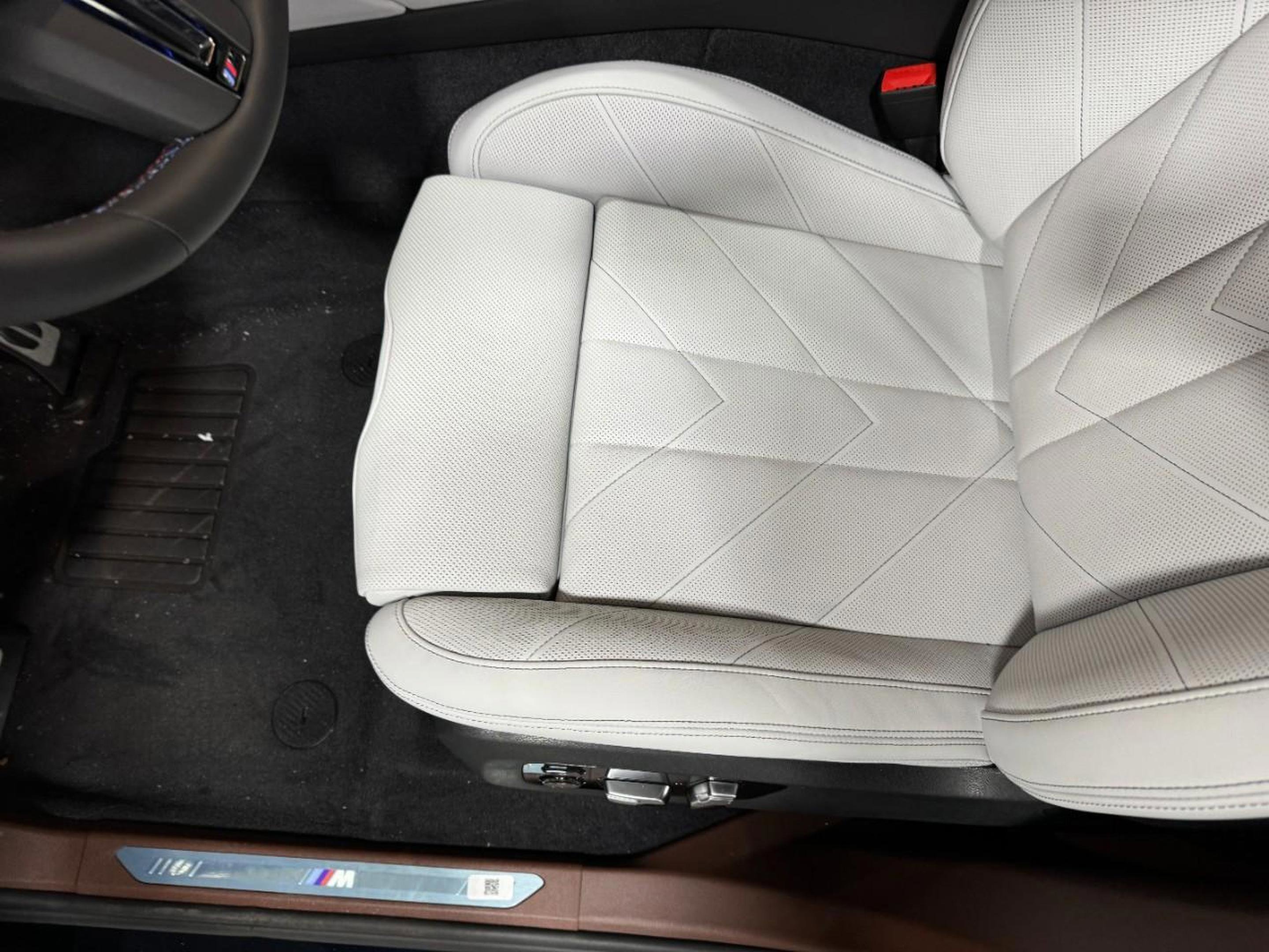 New 2026 BMW XM Label Red image 25