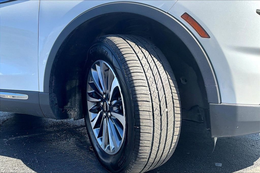 Used 2021 Lincoln Nautilus AWD w/ Equipment Group 101A image 7