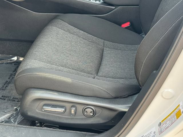 Certified 2025 Honda Accord SE image 13