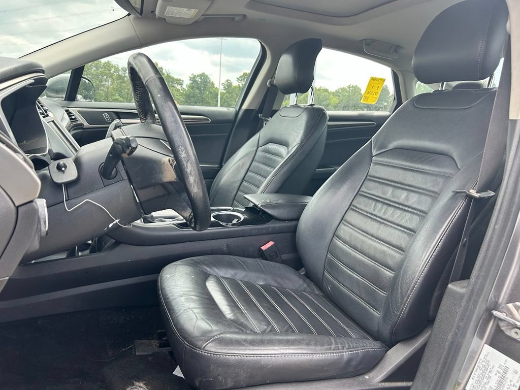 Used 2013 Ford Fusion SE FWD image 12