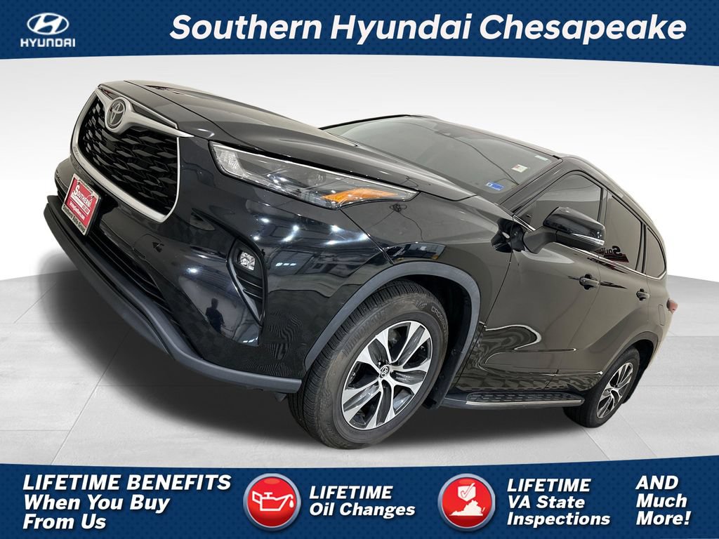 Used 2022 Toyota Highlander XLE